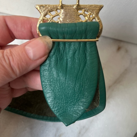 Elegant Teal Belt with Gold Buckle vintage - Picture 9 of 13